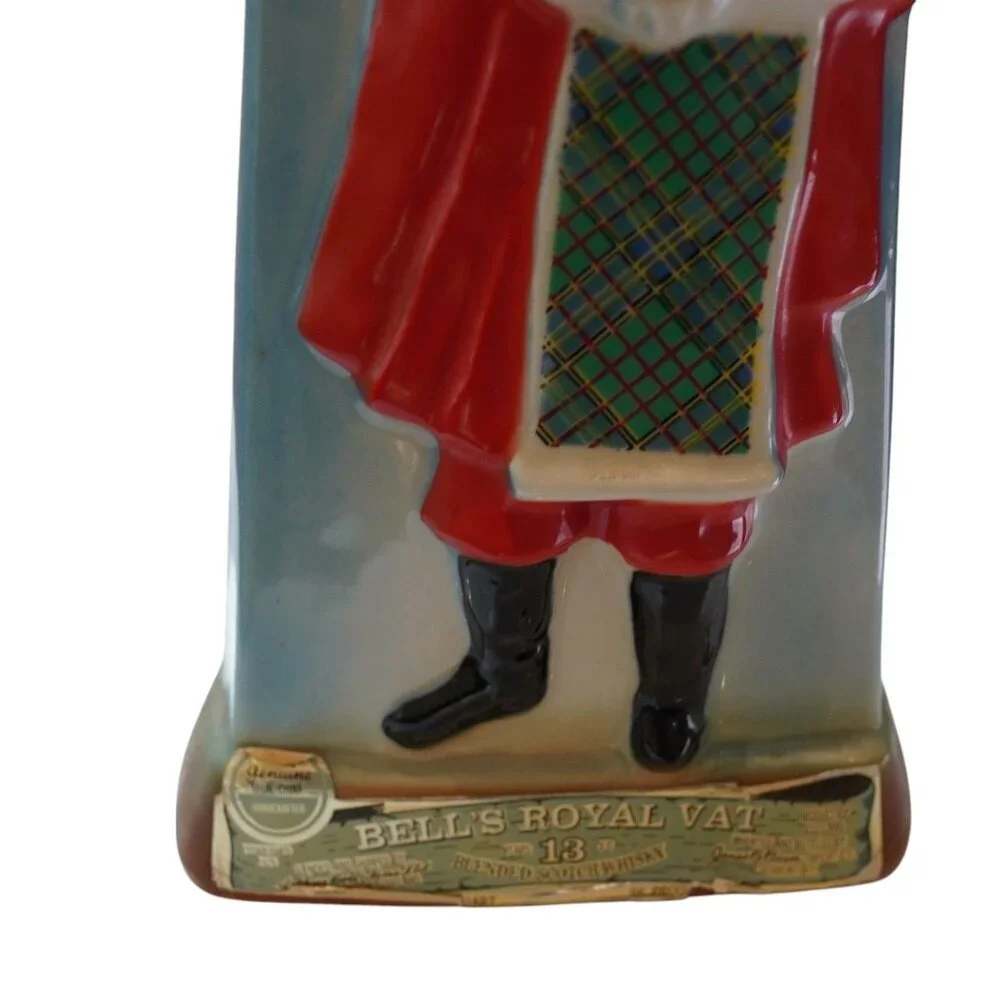 Vintage Jim Beam 1970 Beefeater Bells Scotch Royal Vat Whiskey‎ Decanter Empty